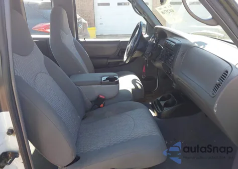 2003 Mazda B4000 Se z USA, uszkodzony, nr VIN 4F4ZR17E23TM18784